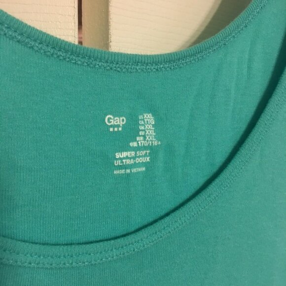 Gap Turquoise T-Shirt - Picture 2 of 3